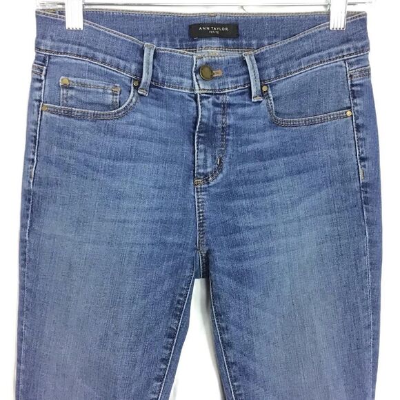 Ann Taylor Kick Crop Raw Released Hem Jeans 0P - Picture 3 of 7